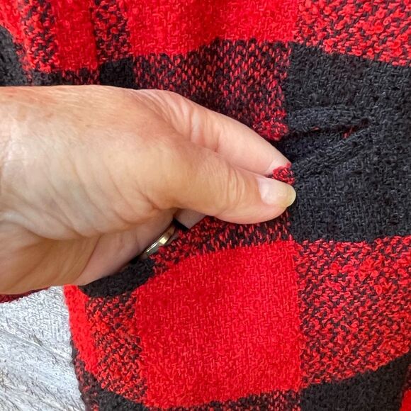 Vintage Laundry size Large Buffalo plaid coat. - Picture 4 of 6